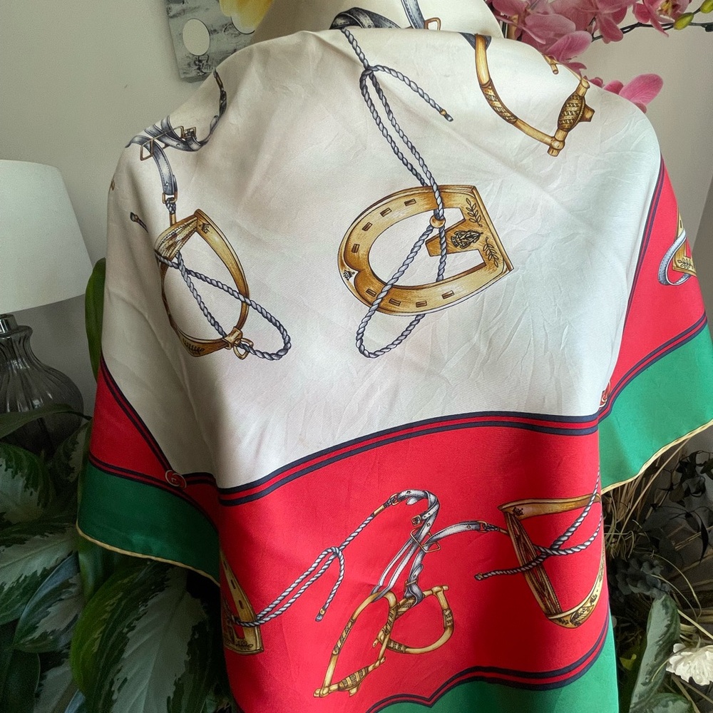 Vintage Gucci Equestrian Print Silk Scarf. - Picture 15 of 16
